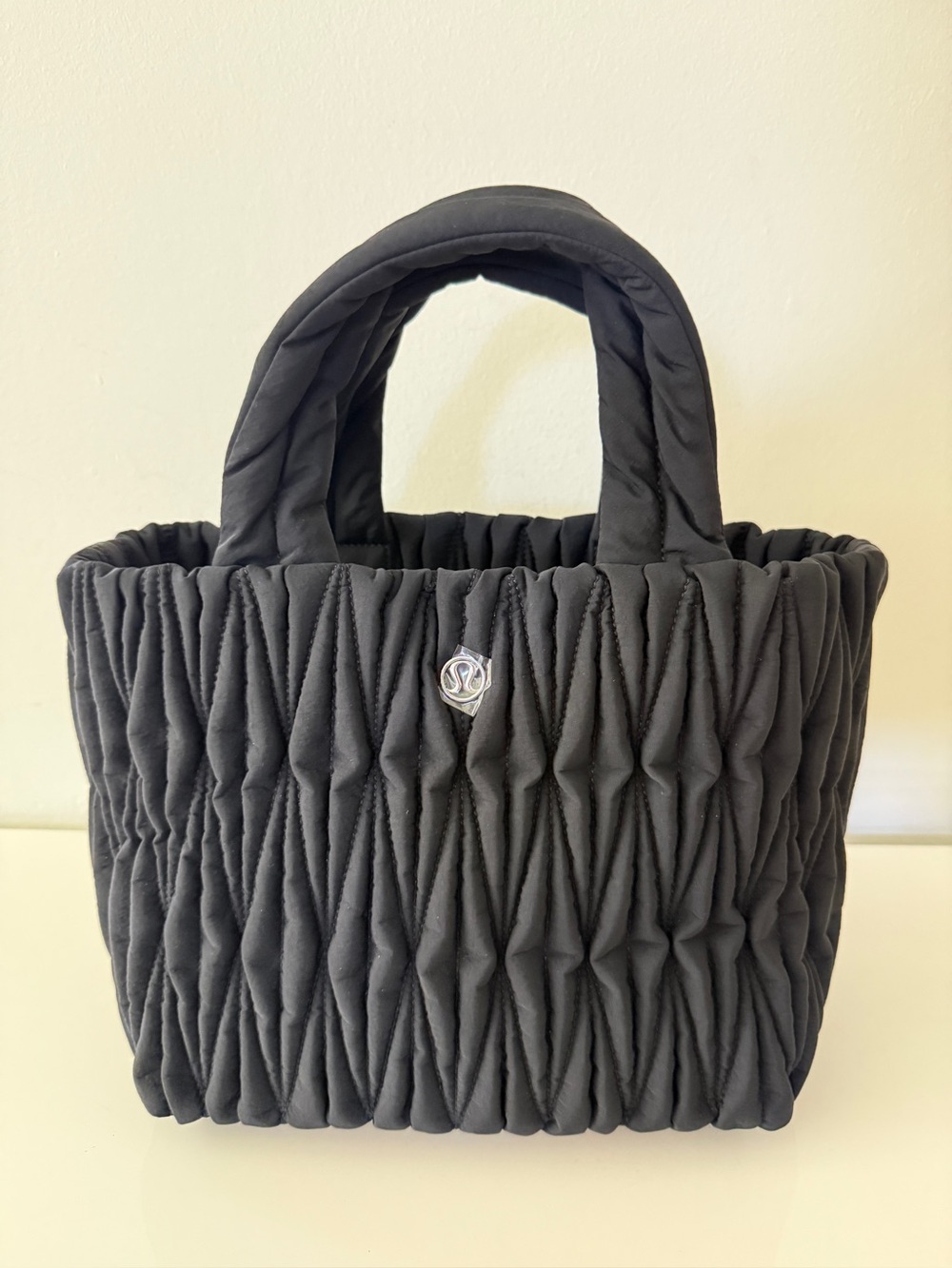 LULULEMON Diamond Quilt Tote Mini Bag Handbag 5L Black